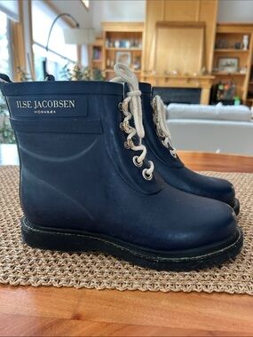 Ilse Jacobsen Hornbaek Rub2 Short Rubber Boots Eu 36- fit like a 7